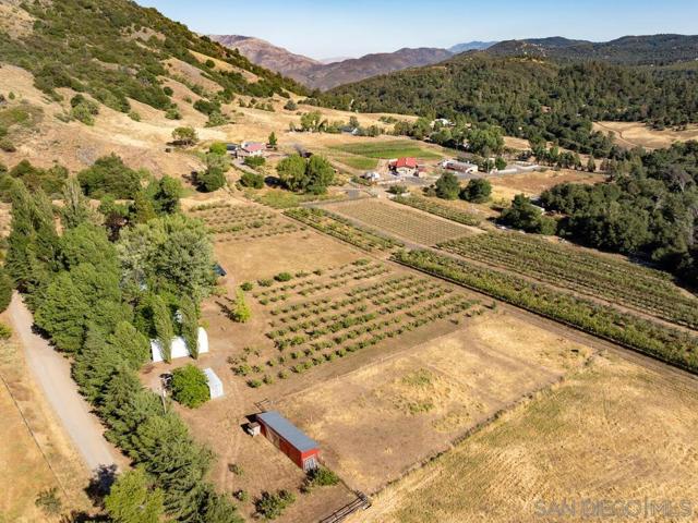 1209 Farmer Road, Julian CA: https://media.crmls.org/mediaz/04f8d4b3-0006-4f47-a227-1f0d33d17a84.jpg