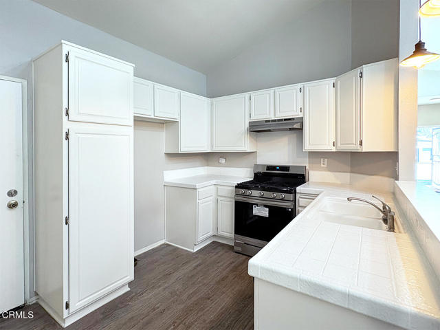 2633 Barnacle, Port Hueneme CA: https://media.crmls.org/mediaz/04fadc14-c470-4ce5-8381-2665cdd3f0d6.jpg