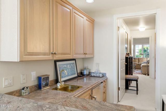 Detail Gallery Image 24 of 72 For 2317 Canyonback Rd, Los Angeles,  CA 90049 - 5 Beds | 5/1 Baths