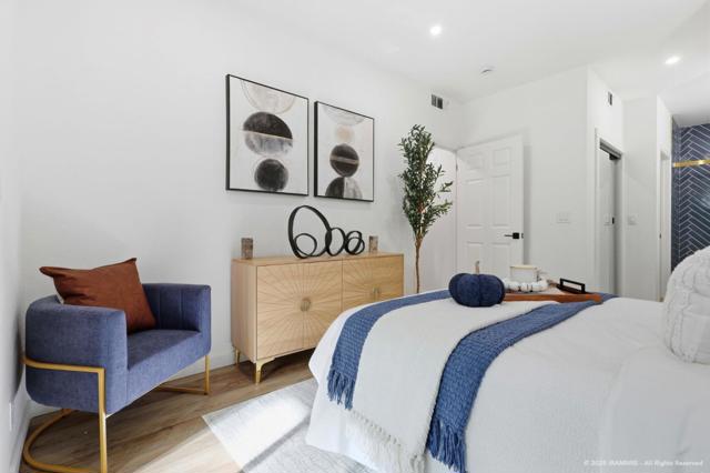 1400 El Camino Real, South San Francisco CA: https://media.crmls.org/mediaz/04fc2438-2fe9-4470-bba7-9dc49367007a.jpg