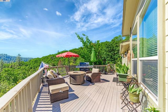 3698 Braden Road, Camino CA: https://media.crmls.org/mediaz/04fd4bcd-56ca-4c14-a598-844c8946b8a8.jpg