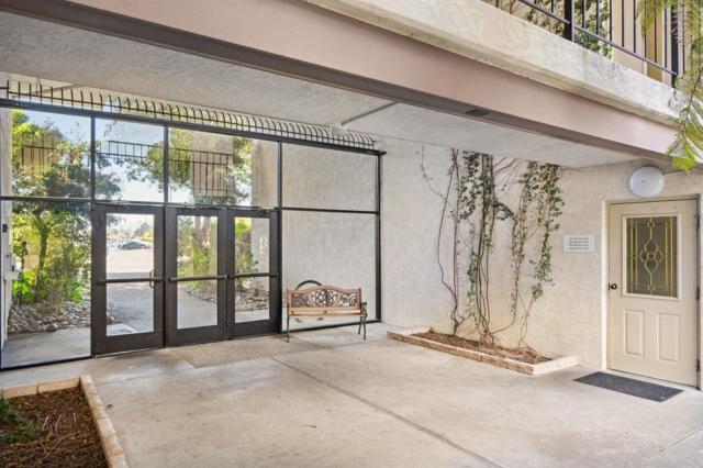 2101 Shoreline Drive, Alameda CA: https://media.crmls.org/mediaz/04fde568-5dba-4cdd-8c4c-1aab7a44f774.jpg