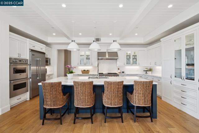 1204 Glen Rd, Lafayette CA: https://media.crmls.org/mediaz/04feb8e9-dfd7-4ff7-bdad-854480cb6327.jpg