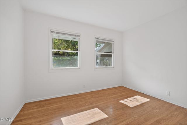 1211 Cruzero Street, Ojai CA: https://media.crmls.org/mediaz/04ff6b82-7905-4e4d-8c7d-4c37a4cf372c.jpg