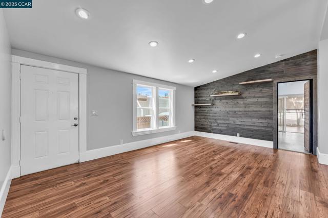 189 Suez Dr, Pacheco CA: https://media.crmls.org/mediaz/04ff85bc-da88-4958-88f3-794cecdec14e.jpg