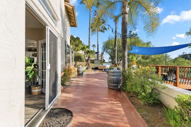 Detail Gallery Image 43 of 56 For 2763 Canyon Oak Pl, Escondido,  CA 92029 - 5 Beds | 3 Baths