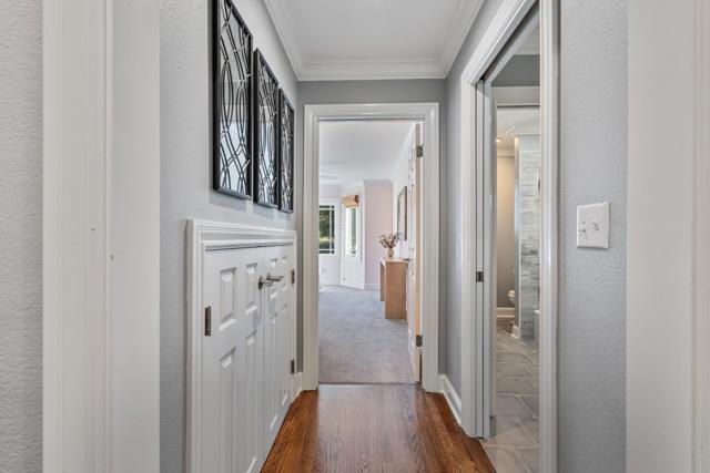 6840 Southside Road, Hollister CA: https://media.crmls.org/mediaz/050275ab-4ae6-41d4-b448-c267a1cd42d0.jpg