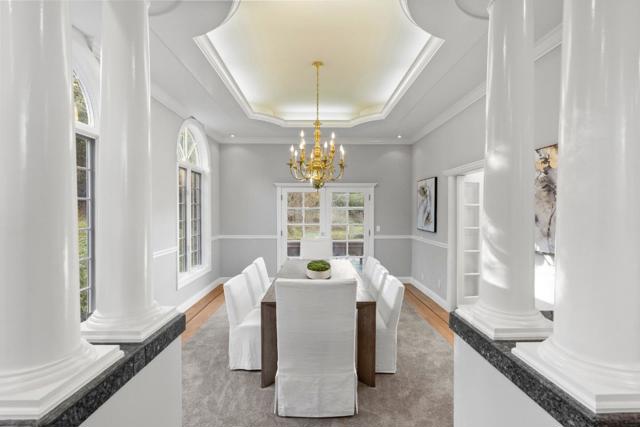 13206 Wright Way, Los Altos Hills CA: https://media.crmls.org/mediaz/05040c30-0d5d-487a-b790-616c1de5fe48.jpg