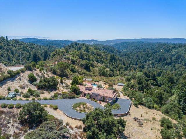 2053 Weston Road, Scotts Valley CA: https://media.crmls.org/mediaz/050489b4-49e3-42c3-bc87-4d48b173f40d.jpg