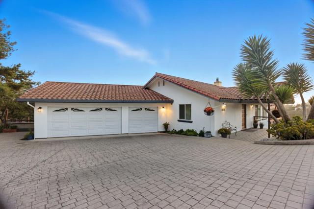 18530 Berta Ridge Place, Salinas CA: https://media.crmls.org/mediaz/0504e486-029f-41a3-836d-f57c122d6004.jpg