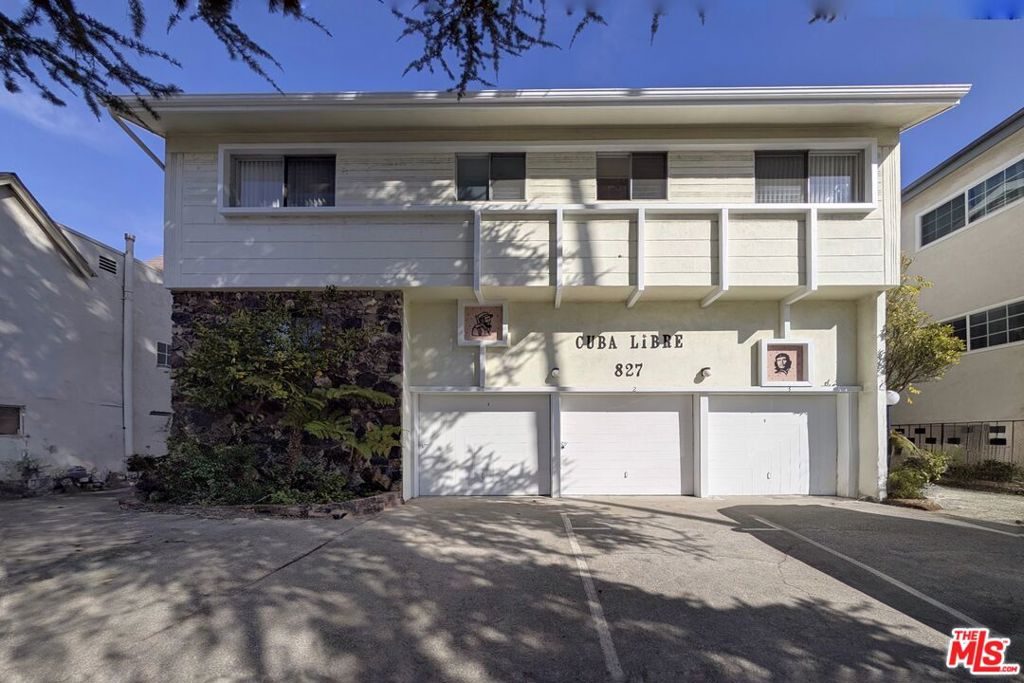 827 Lincoln Boulevard #F