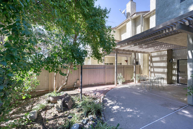 3011 Marigold Place, Thousand Oaks CA: https://media.crmls.org/mediaz/0505cc0f-61a9-4baa-a5f4-6dd198df7269.jpg