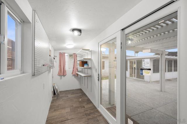 7111 Regner Rd, San Diego CA: https://media.crmls.org/mediaz/0507715a-0790-475b-891e-63dbd8bb19d2.jpg