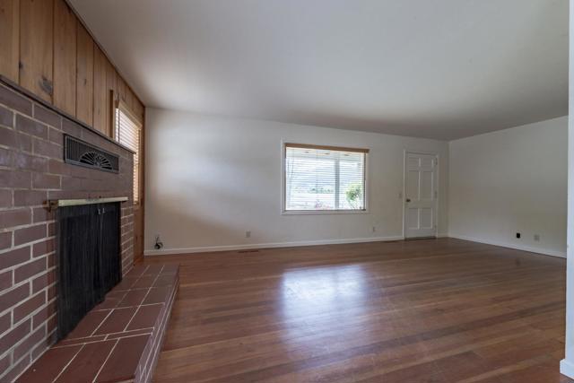 137 Whiting Road, Watsonville CA: https://media.crmls.org/mediaz/0508409f-3e2c-4eb8-b675-54ec2abdc356.jpg