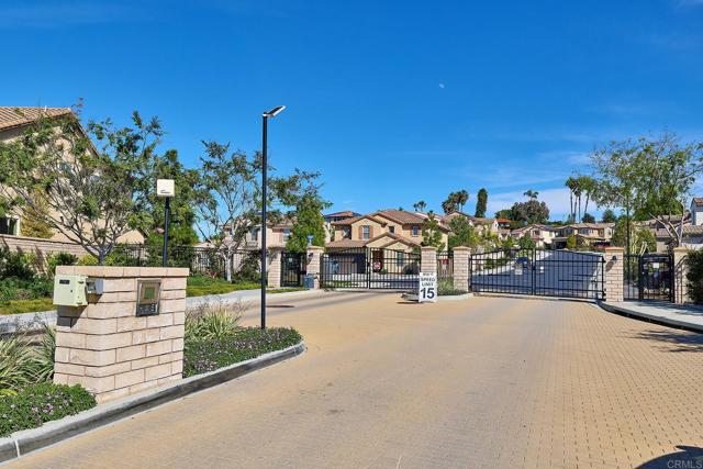 Detail Gallery Image 35 of 37 For 219 Flores Ln, Vista,  CA 92083 - 4 Beds | 2/1 Baths