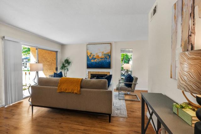 125 Connemara Way, Sunnyvale CA: https://media.crmls.org/mediaz/050a1903-31aa-4563-85bf-fc7594f33e22.jpg