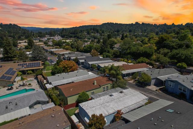 444 Whispering Pines Drive, Scotts Valley CA: https://media.crmls.org/mediaz/050a8ee8-0da0-4734-82be-e4fa3755ed2e.jpg