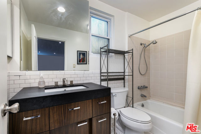 8328 Kirkwood Drive, Los Angeles CA: https://media.crmls.org/mediaz/050af0eb-d02c-4a7f-ba93-64cf9ecbe392.jpg