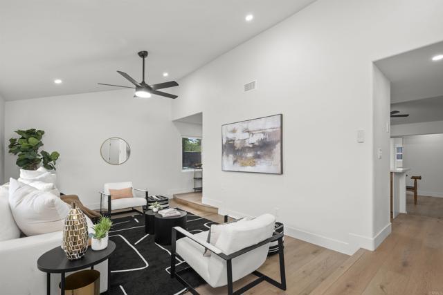 Detail Gallery Image 3 of 47 For 1607 Bubbling Well Dr, San Diego,  CA 92154 - 5 Beds | 3 Baths