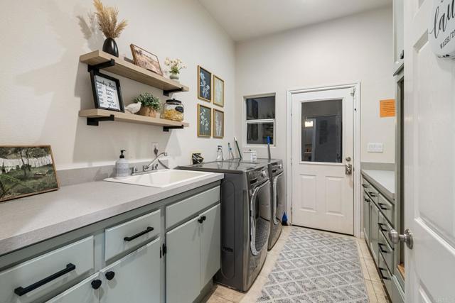 Detail Gallery Image 50 of 73 For 2270 Summit Dr, Escondido,  CA 92025 - 5 Beds | 3/1 Baths