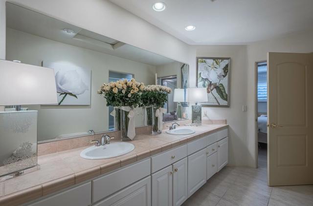 471 El Dorado Street, Monterey CA: https://media.crmls.org/mediaz/050d5eae-42c0-4011-8312-8e151539c90d.jpg