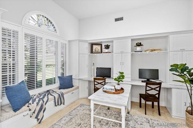 Image 36 of 75 For 2814 Paseo Del Sol