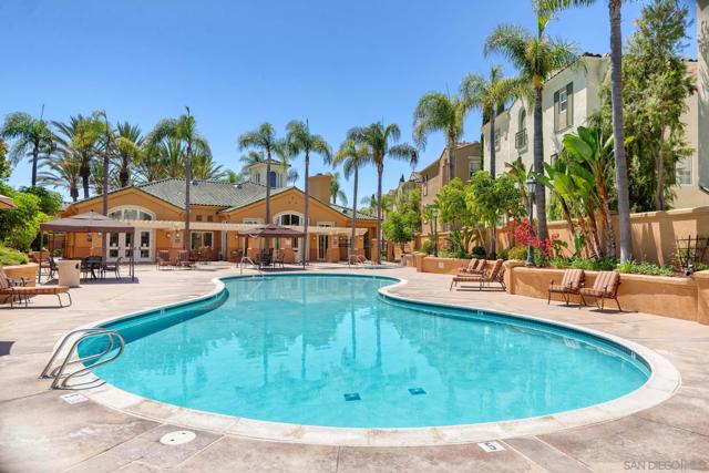 12376 Carmel Country Rd, San Diego CA: https://media.crmls.org/mediaz/050dbaf9-28d4-4252-b559-91a501debde9.jpg