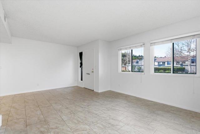 Detail Gallery Image 8 of 23 For 931 Jamacha Rd a,  San Diego,  CA 92019 - 2 Beds | 1 Baths