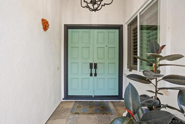 560 San Andres Dr., Solana Beach CA: https://media.crmls.org/mediaz/050e8781-faeb-4969-be50-57e0147684cc.jpg