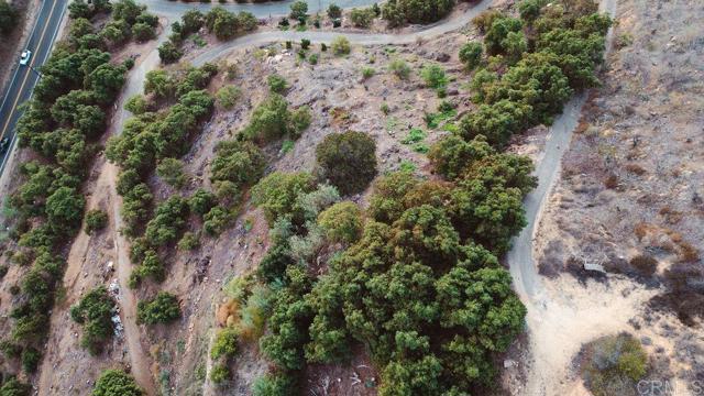 Detail Gallery Image 12 of 18 For 1411 Wild Acres Rd., Vista,  CA 92084 - – Beds | – Baths