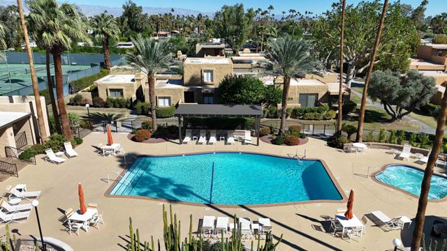 4881 S Winners Circle #B, Palm Springs, CA 92264