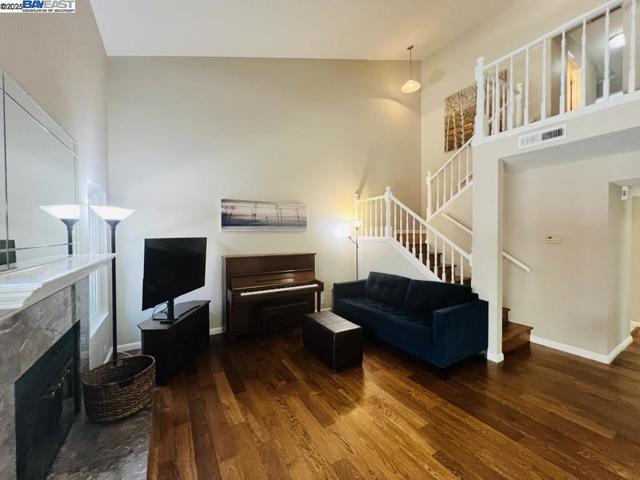 2418 Twinflower Ct, Martinez CA: https://media.crmls.org/mediaz/0511ee50-7461-40f9-9e82-0ca324404db1.jpg