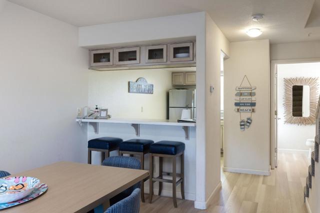 31 Seascape Resort Drive, Aptos CA: https://media.crmls.org/mediaz/05123d5a-d6a3-465e-ba7c-9d1baa121aaf.jpg