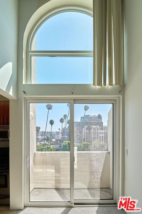 620 Gramercy Place, Los Angeles, California 90005, ,1 BathroomBathrooms,Condominium,For Sale,Gramercy,24426683