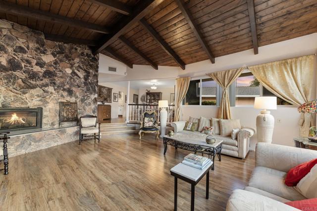 Detail Gallery Image 9 of 68 For 4029 Carpenter Ln, La Mesa,  CA 91941 - 3 Beds | 2 Baths