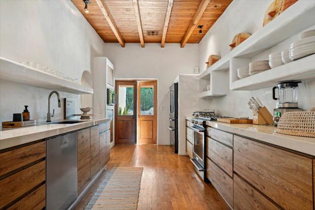 71607 Sahara Road, Rancho Mirage CA: https://media.crmls.org/mediaz/0514a174-88a3-4c20-8a0b-20991f3ad04a.jpg