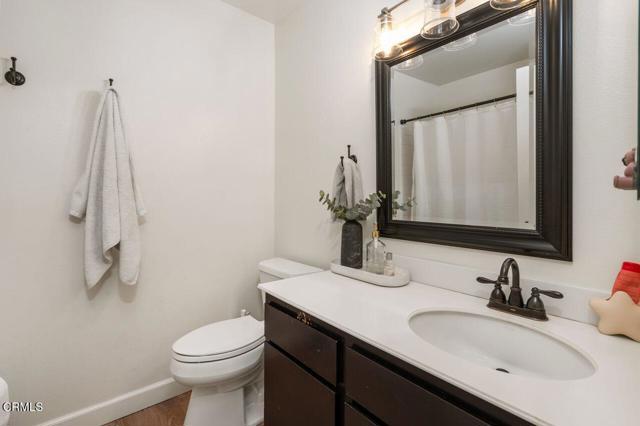 Detail Gallery Image 12 of 23 For 1251 Mission Verde Dr, Camarillo,  CA 93012 - 2 Beds | 2 Baths