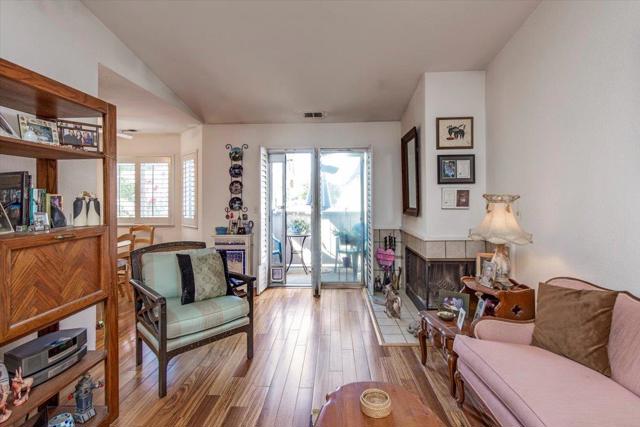 3489 Wine Barrel Way, San Jose CA: https://media.crmls.org/mediaz/051728af-5599-4bc4-a17c-b5f67fa14338.jpg