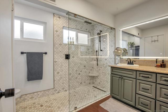 Image 34 of 50 For 3942 Catamarca Dr