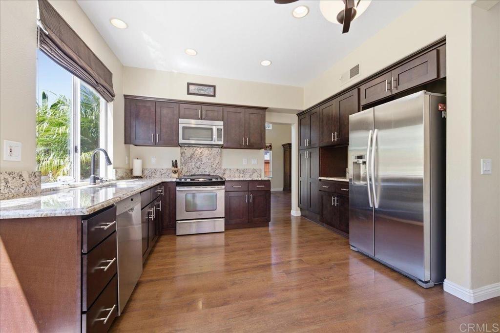 826 Applewilde Drive - photo 13