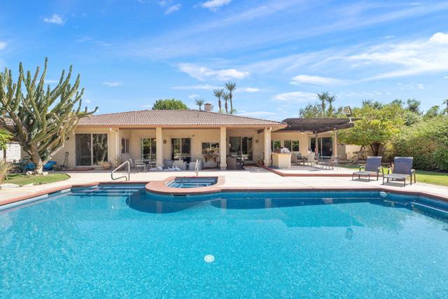 72056 Palm Haven Drive, Rancho Mirage CA: https://media.crmls.org/mediaz/05183b61-c22c-413c-9ebe-c249fa2b5b0e.jpg
