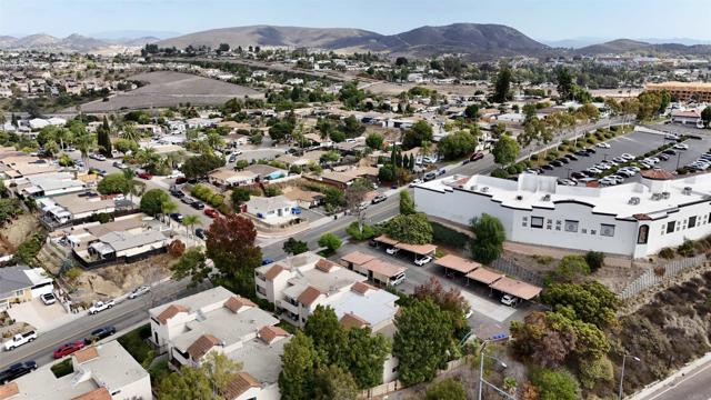Detail Gallery Image 27 of 33 For 3435 Capalina Rd #10,  San Marcos,  CA 92069 - 2 Beds | 1 Baths
