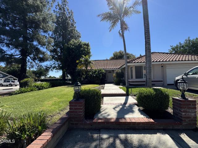 Detail Gallery Image 2 of 20 For 9967 Yew Ct, Rancho Cucamonga,  CA 91730 - 5 Beds | 3 Baths