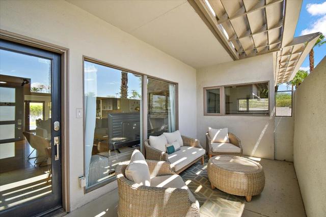 2030 E Amado Road, Palm Springs CA: https://media.crmls.org/mediaz/05199c4e-bb3d-4911-a8fc-5f717773f637.jpg