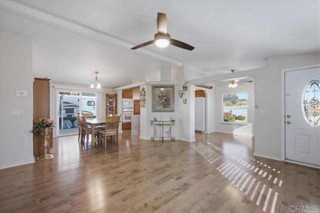 Detail Gallery Image 12 of 67 For 29115 via Princesa, Murrieta,  CA 92563 - 3 Beds | 2 Baths