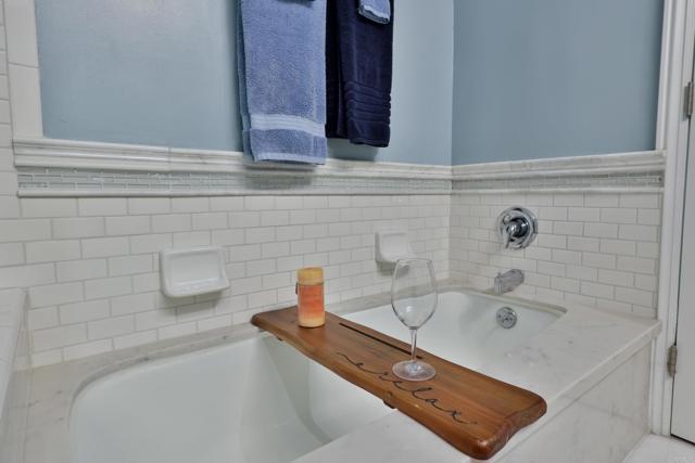 Detail Gallery Image 26 of 35 For 165 N Swall Dr #303,  Beverly Hills,  CA 90211 - 1 Beds | 1/1 Baths