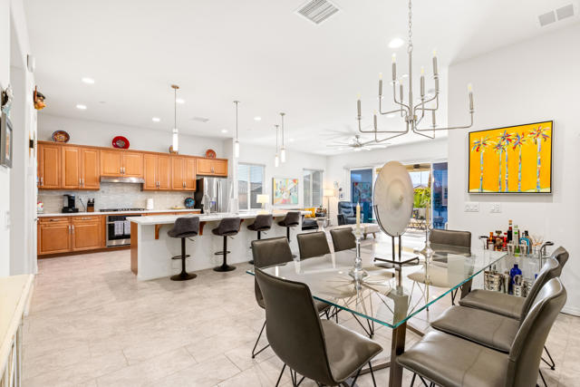 Image 17 of 86 For 43595 Vacanza Court