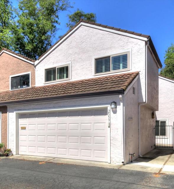 2559 Lancaster Court, Santa Clara CA: https://media.crmls.org/mediaz/051c1e6b-b741-427f-9924-9ddd290fe221.jpg