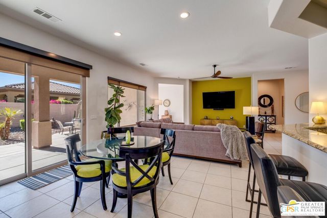 81091 Avenida Colonias, Indio CA: https://media.crmls.org/mediaz/051ca6c4-cc73-4df5-8bea-fd6be6bbe18b.jpg