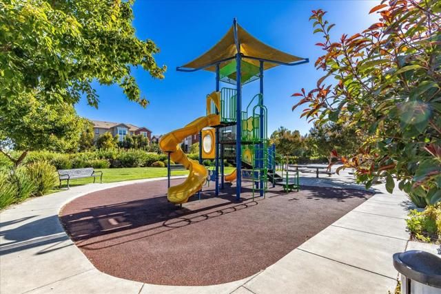 1603 Canal Street, Milpitas CA: https://media.crmls.org/mediaz/051ce8b1-ad69-43c8-9322-7c6a059e2bcc.jpg
